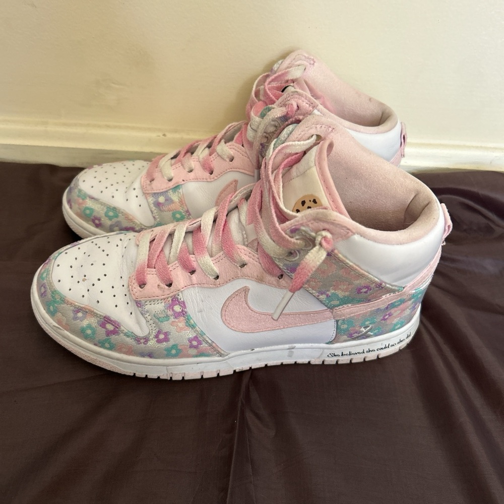 women’s Pink and White Floral Sneakers
